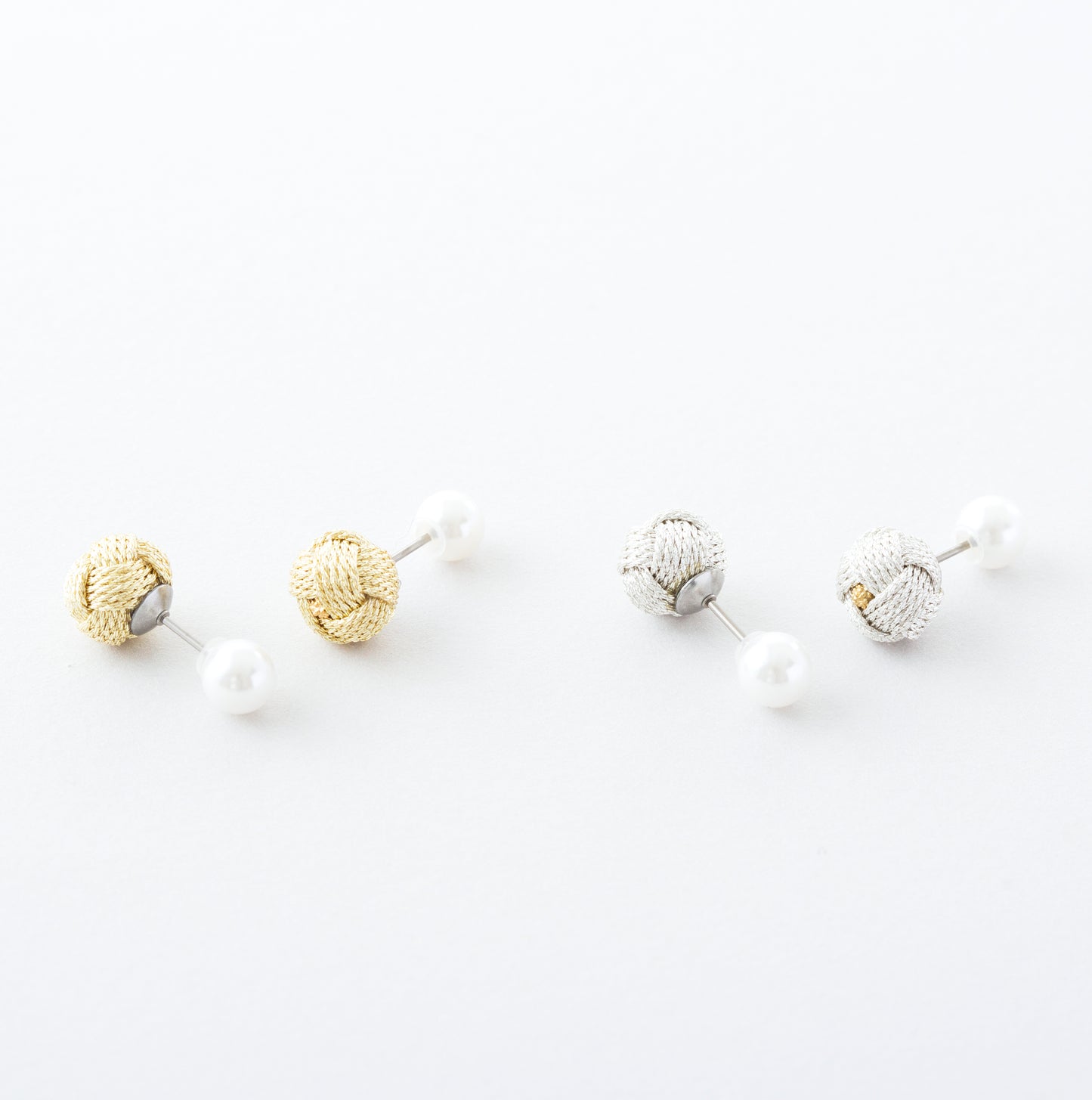 CAP001 : おだまき×貝パールダブルフェイスピアス
