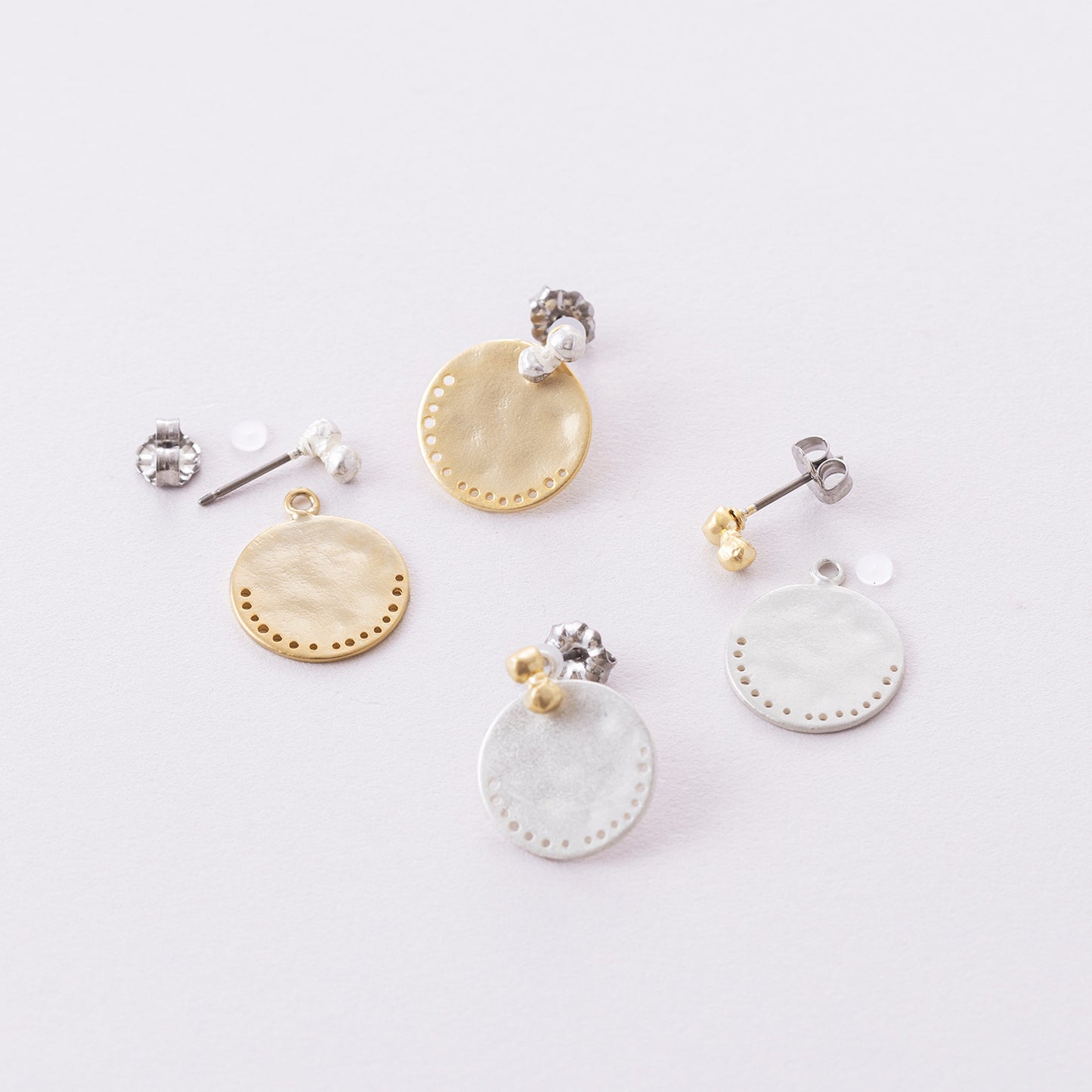 GSP089 : ドットラインピアス