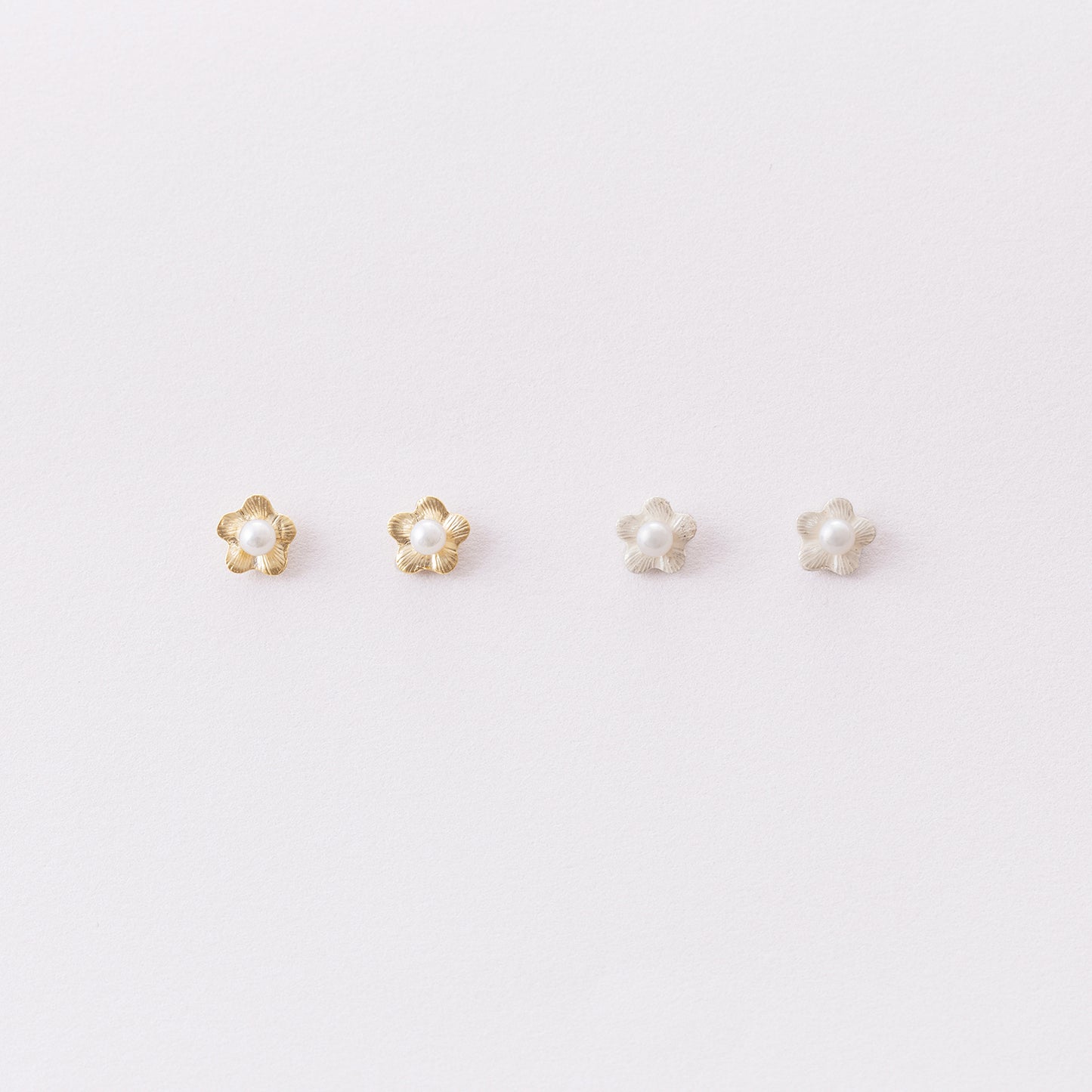 GSP018 : ミニフラワーピアス