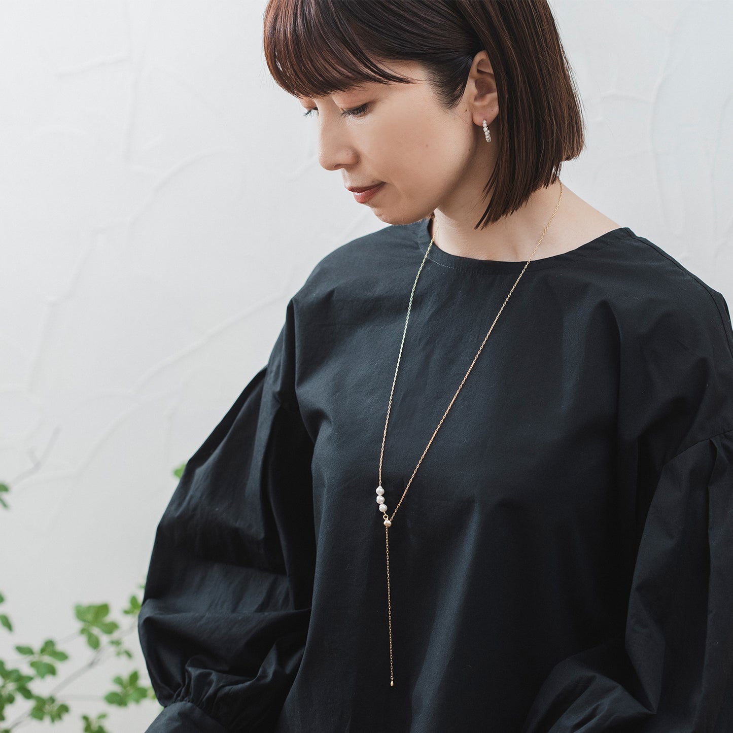 CAN130 : 3ドロップパールスライドネックレス