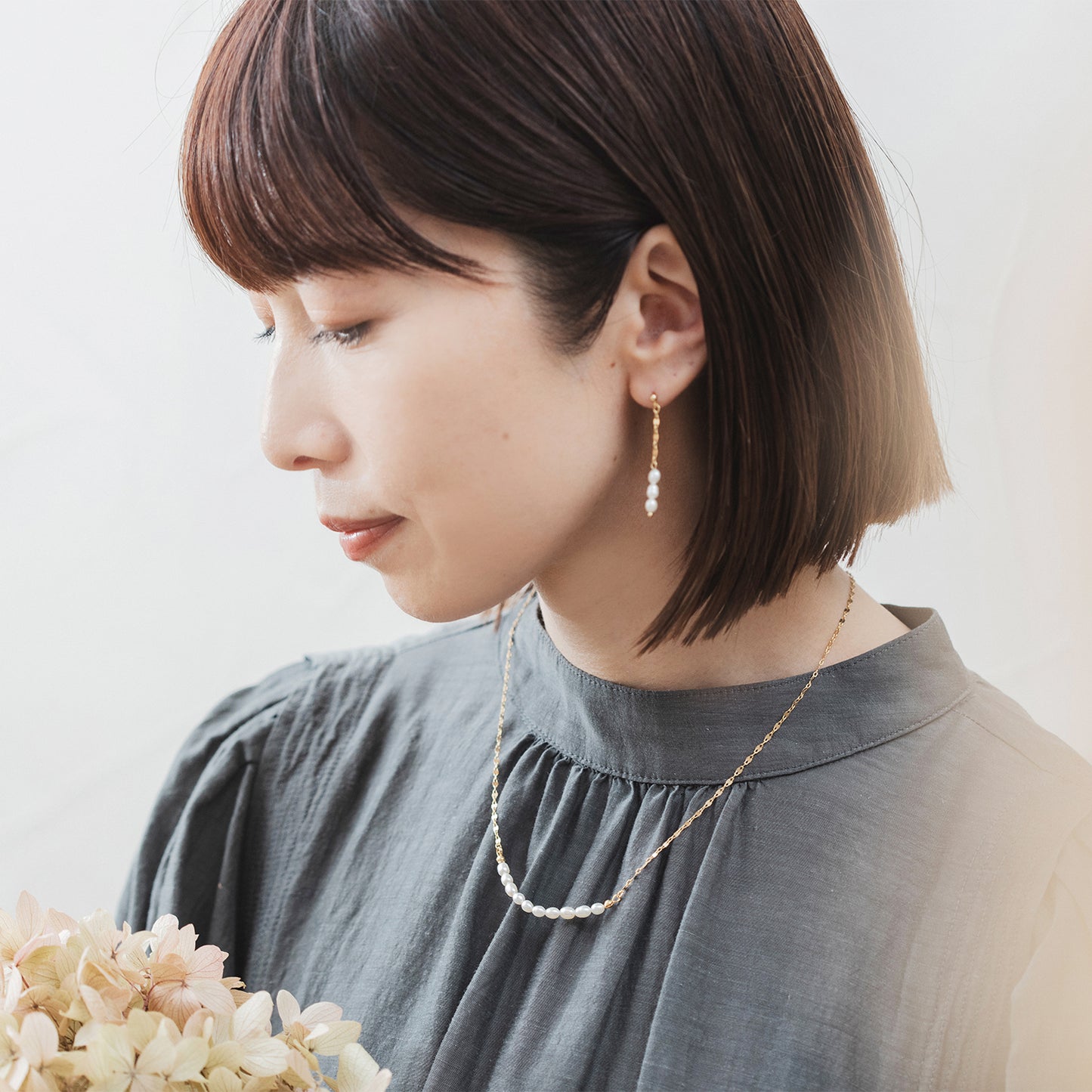 CAN132 : 淡水パール×ペタルチェーンネックレス
