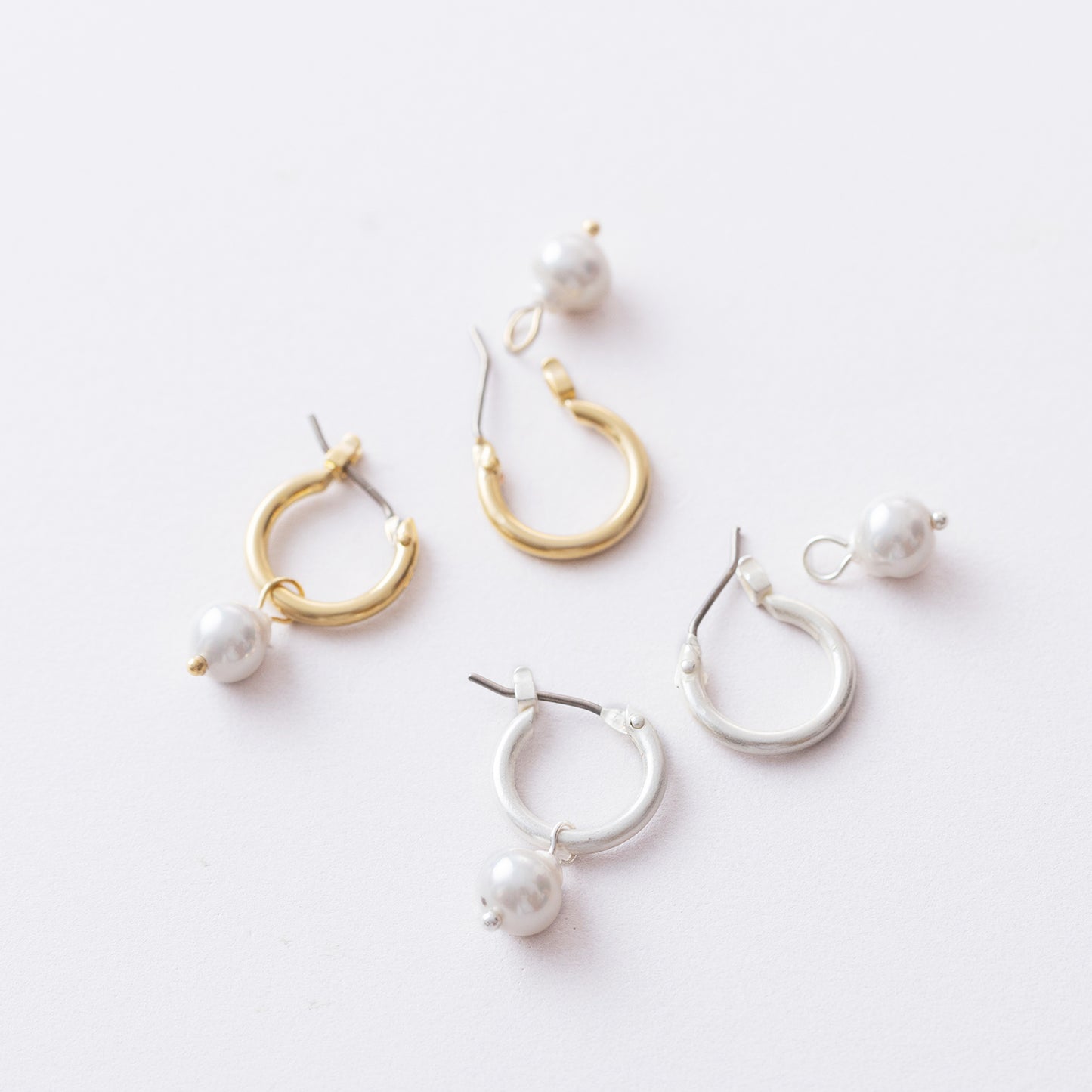 CAP130 : ドロップパールフープピアス