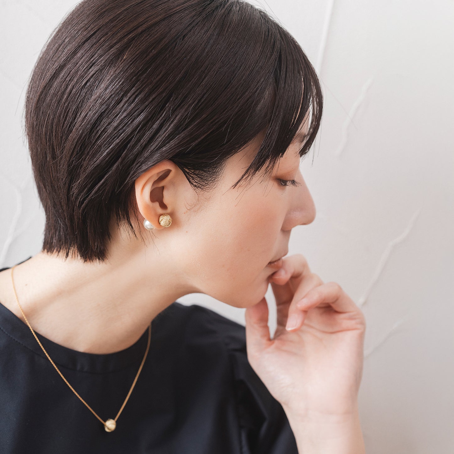 LSP101 : おだまき×パールダブルフェイスピアス
