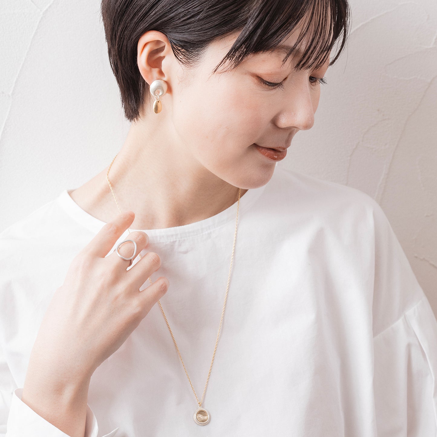 LSE141：ソリッドドームイヤリング