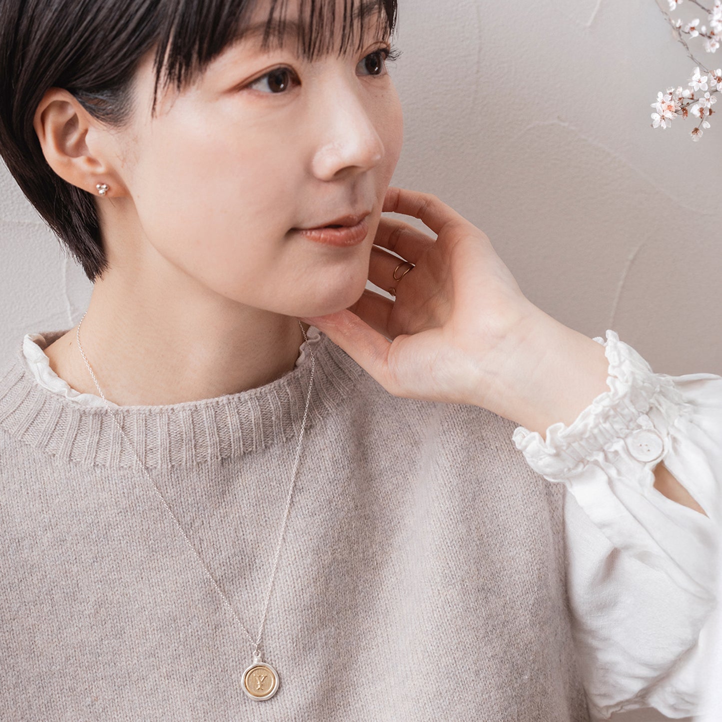 LSN822 : イニシャルフレーミングネックレス