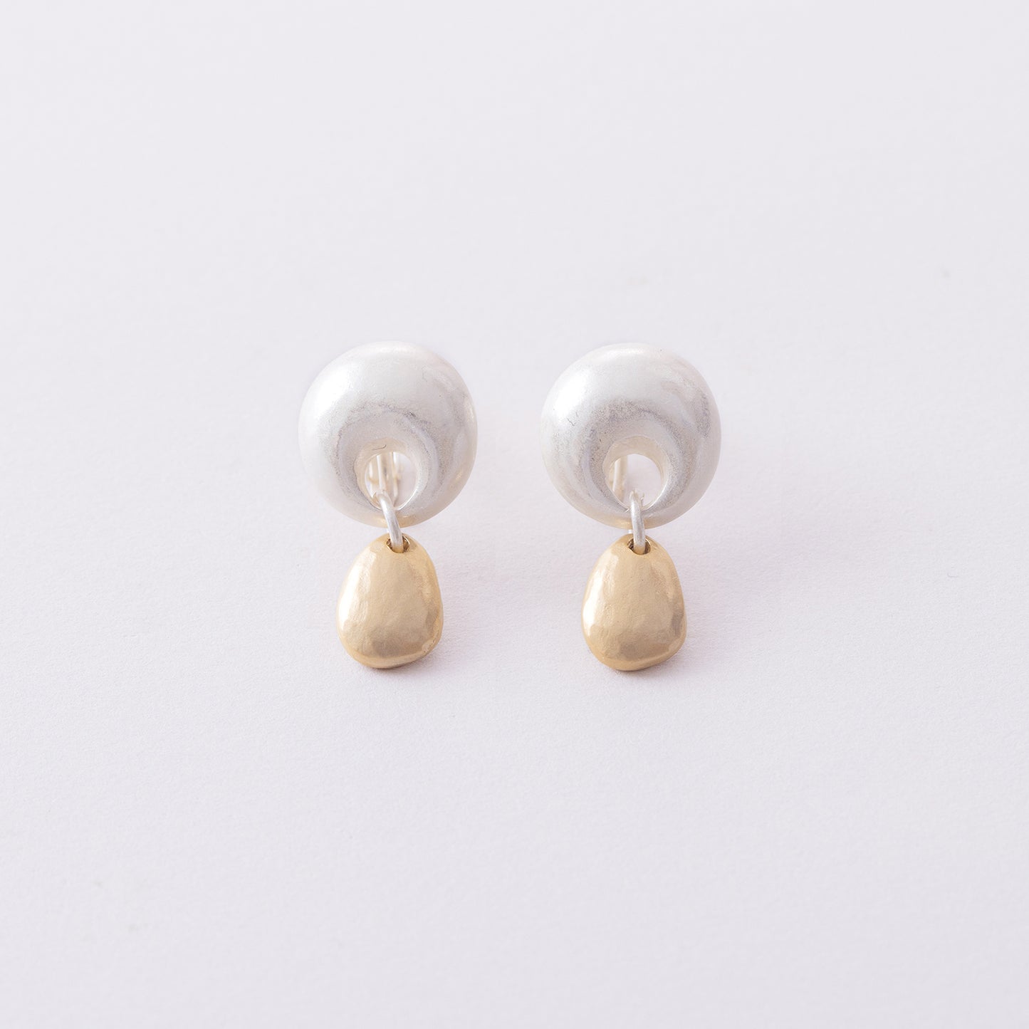 LSE141：ソリッドドームイヤリング