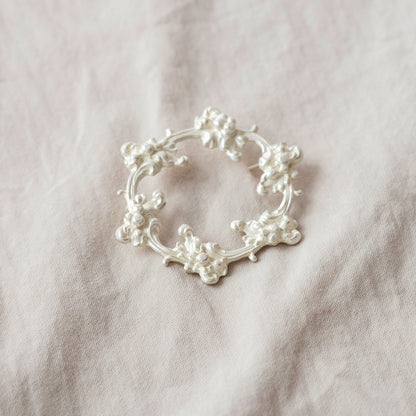 LSZ031：ガーランドブローチ