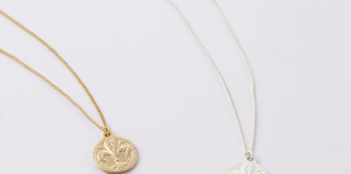 LSN076：アイリスプレートネックレス