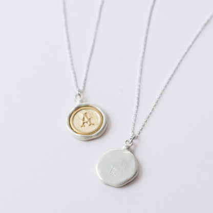 LSN822 : イニシャルフレーミングネックレス