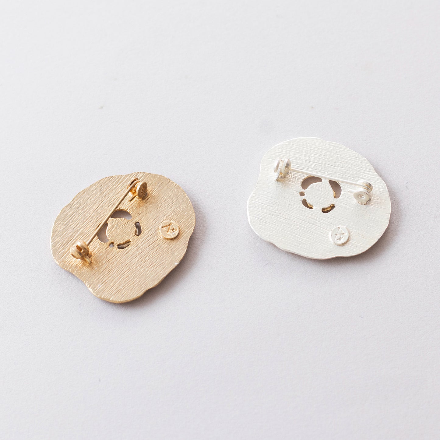 NAZ025 : ニュアンスフラワー ブローチ