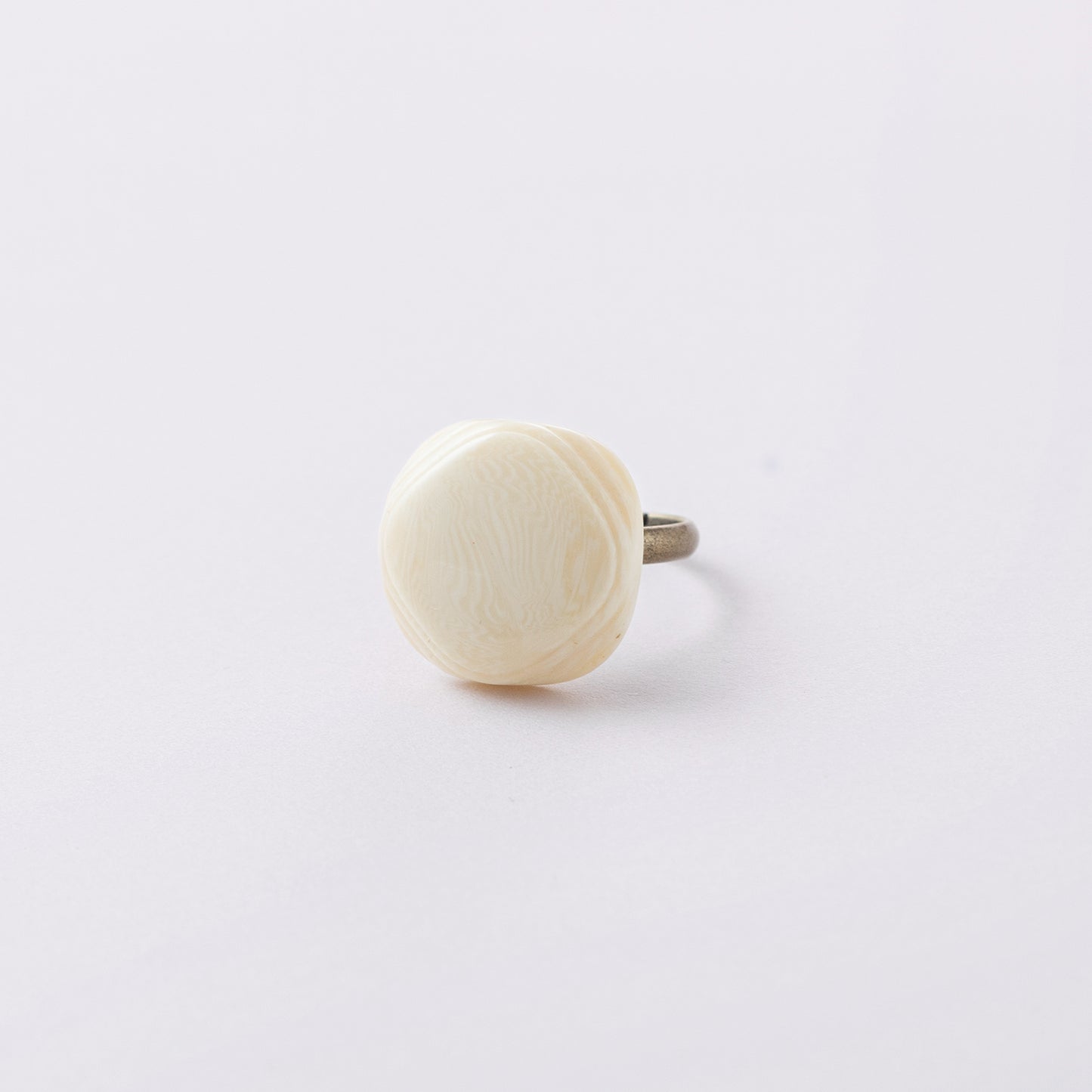 LSR144：カゼインクッションシェイプリング